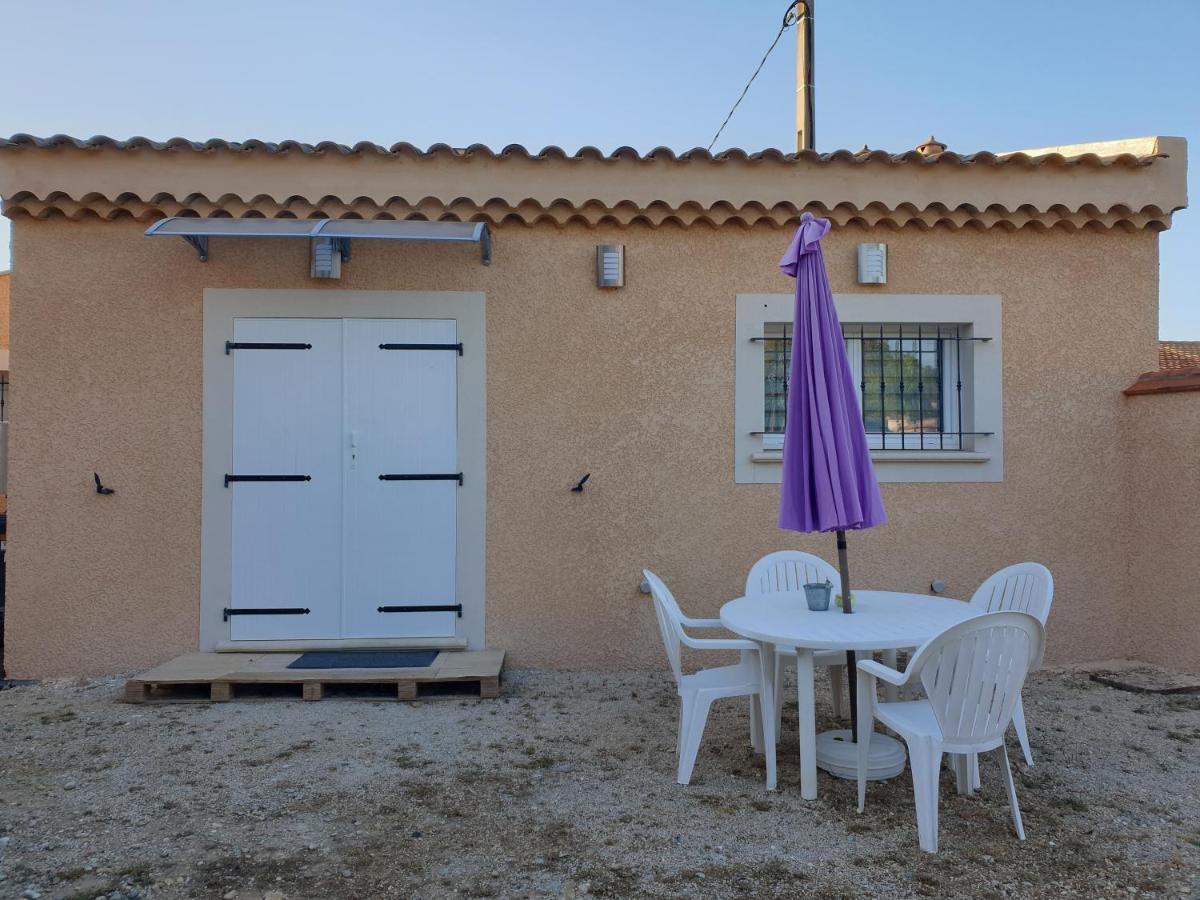Petite maison meublée entre Avignon et Carpentras Morieres-les-Avignon Esterno foto